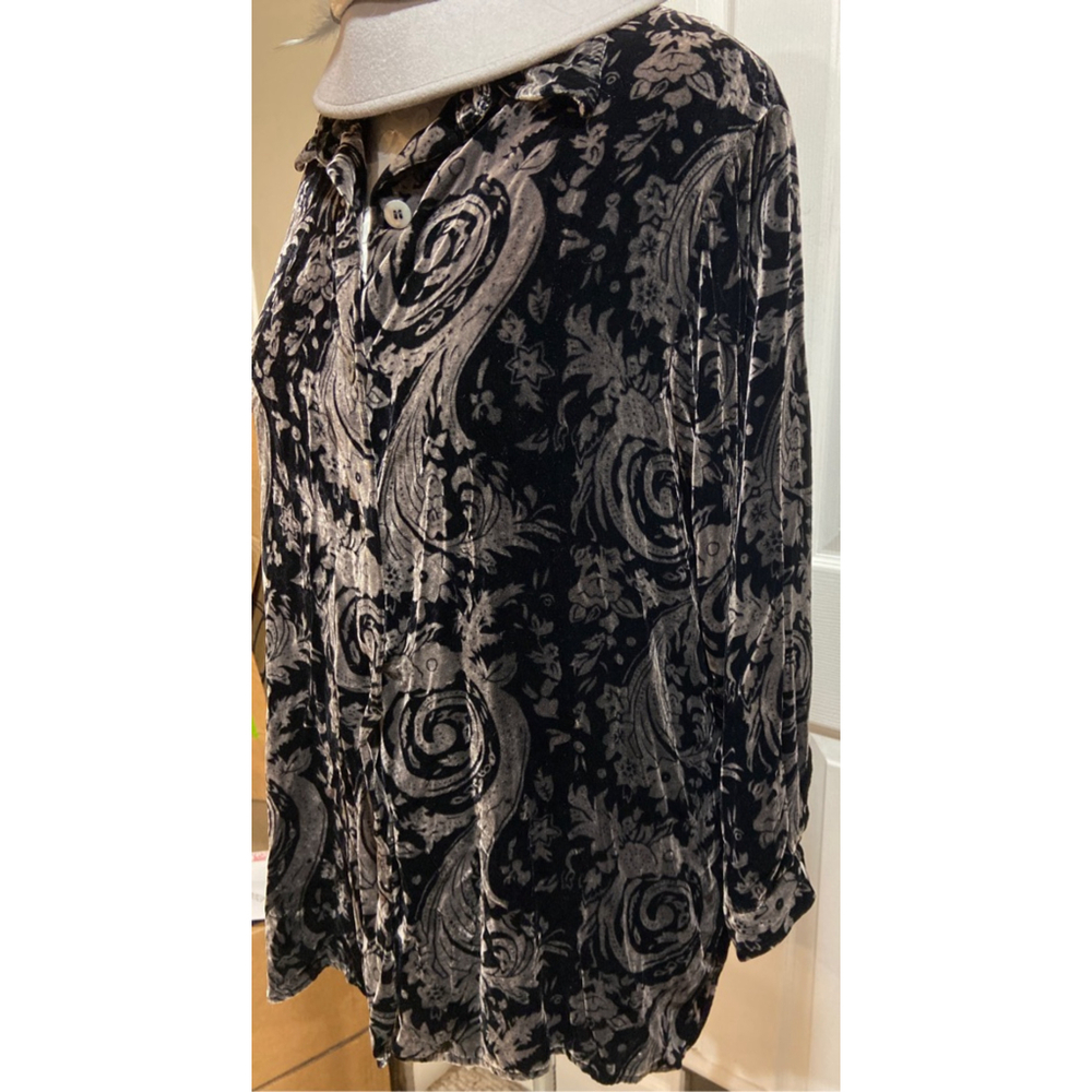 Coldwater Creek Women's Shirt Blouse XL Black Velvet Paisley Button-Down - Picture 4 of 10